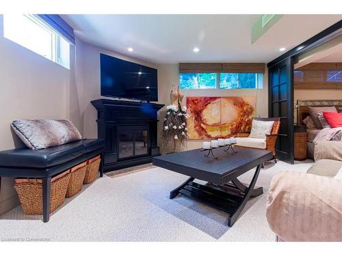 858 Montgomery Drive, Ancaster, ON - Indoor Photo Showing Living Room With Fireplace