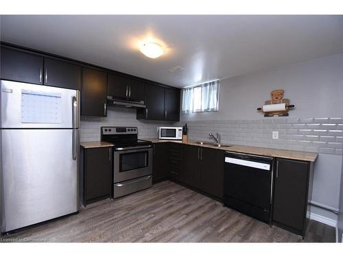 26 Hatton Drive, Ancaster, ON - Indoor Photo Showing Kitchen With Double Sink