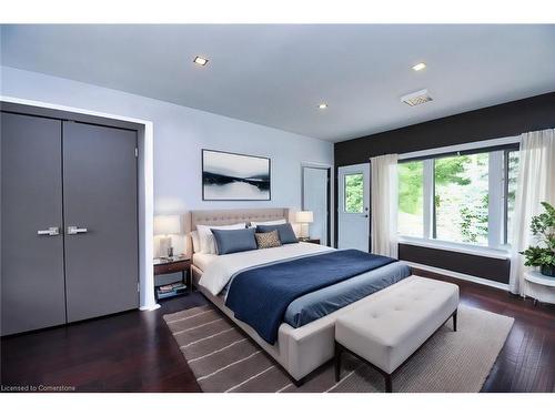 3836 Brookside Drive, Lincoln, ON - Indoor Photo Showing Bedroom