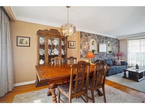 574 Bridle Wood, Burlington, ON 