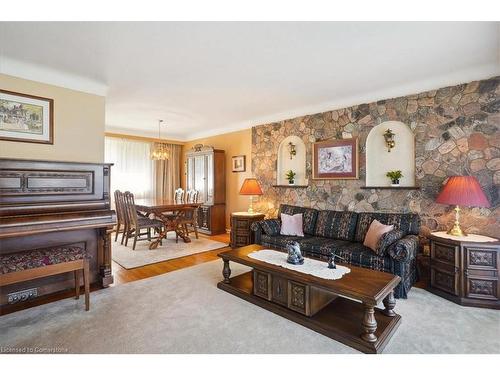 574 Bridle Wood, Burlington, ON 