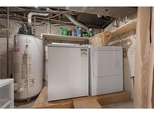 31 William Street, Hamilton, ON - Indoor Photo Showing Laundry Room