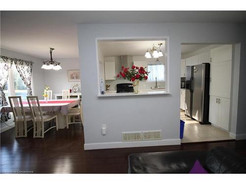 500 Lakeview Road, Fort Erie, ON - Indoor Photo Showing Dining Room