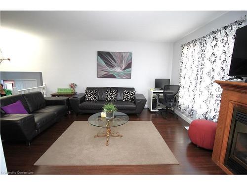 500 Lakeview Road, Fort Erie, ON - Indoor Photo Showing Living Room With Fireplace