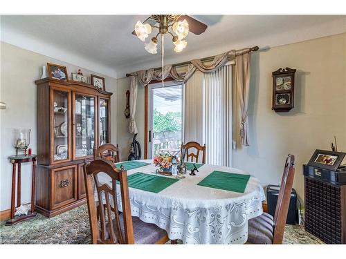 5473 Hillsdale Avenue, Niagara Falls, ON - Indoor Photo Showing Dining Room