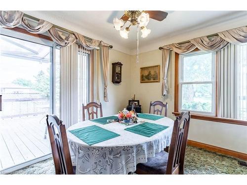 5473 Hillsdale Avenue, Niagara Falls, ON - Indoor Photo Showing Dining Room