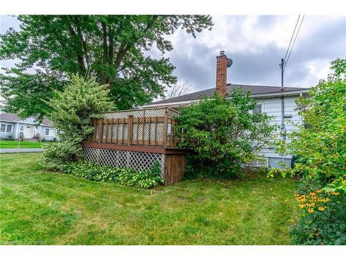 5473 Hillsdale Avenue, Niagara Falls, ON - Outdoor With Deck Patio Veranda