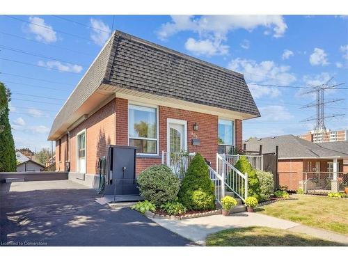 408 Cochrane Road, Hamilton, ON - Outdoor