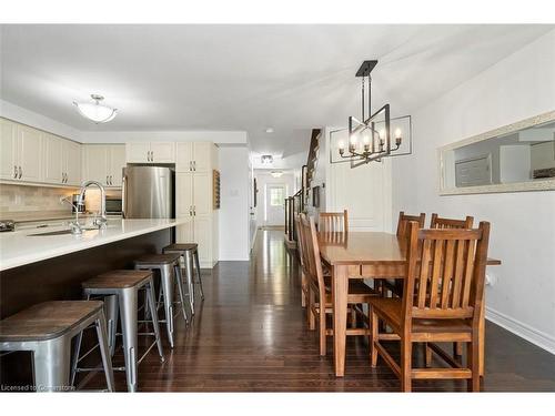 119-1035 Victoria Road S, Guelph, ON - Indoor Photo Showing Dining Room