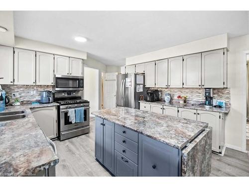 1258 6 Highway N, Hamilton, ON - Indoor Photo Showing Kitchen With Double Sink