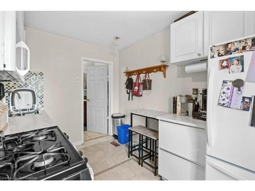 1258 6 Highway N, Hamilton, ON - Indoor Photo Showing Kitchen