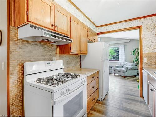 1686 Old Brock Street, Vittoria, ON - Indoor Photo Showing Kitchen