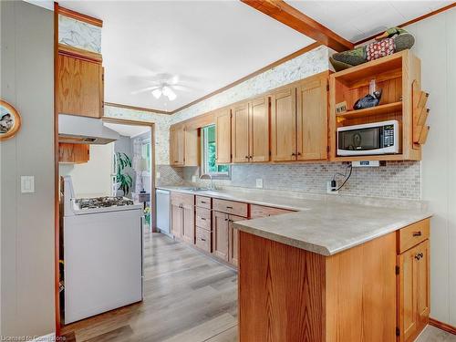 1686 Old Brock Street, Vittoria, ON - Indoor Photo Showing Kitchen