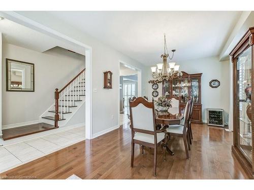 2065 William O'Connell Boulevard, Burlington, ON - Indoor Photo Showing Dining Room