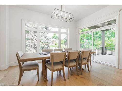 27 Cielo Court, Hamilton, ON - Indoor Photo Showing Dining Room