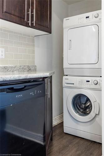 256 Charlton Avenue E, Hamilton, ON - Indoor Photo Showing Laundry Room