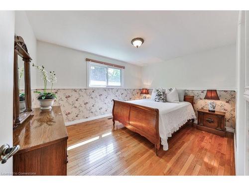 56 Church Street, Stoney Creek, ON - Indoor Photo Showing Bedroom