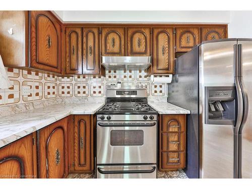 56 Church Street, Stoney Creek, ON - Indoor Photo Showing Kitchen