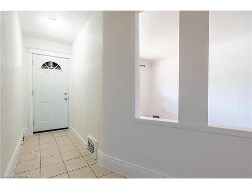 125 Melrose Avenue N, Hamilton, ON - Indoor Photo Showing Other Room