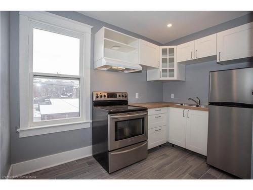 3-736 Cannon Street E, Hamilton, ON - Indoor Photo Showing Kitchen With Double Sink