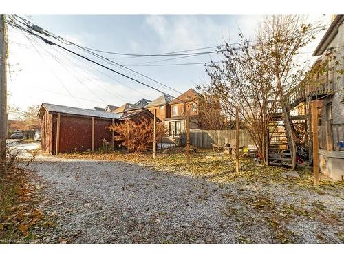 3-736 Cannon Street E, Hamilton, ON - Outdoor