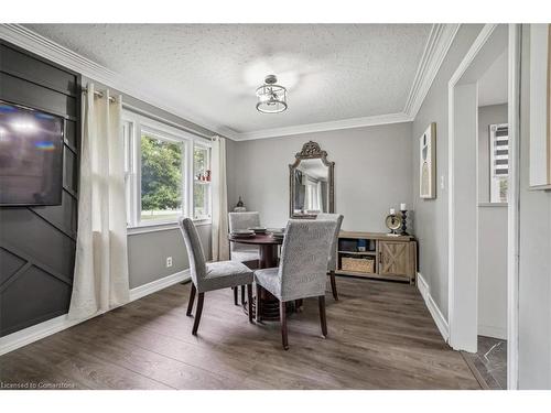 5 Howard Avenue, St. Catharines, ON - Indoor Photo Showing Dining Room