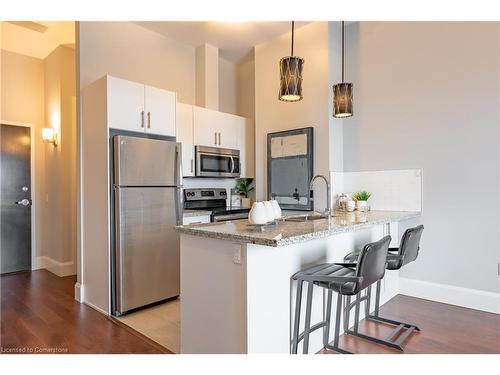 Lph01-112 King Street E, Hamilton, ON - Indoor Photo Showing Kitchen