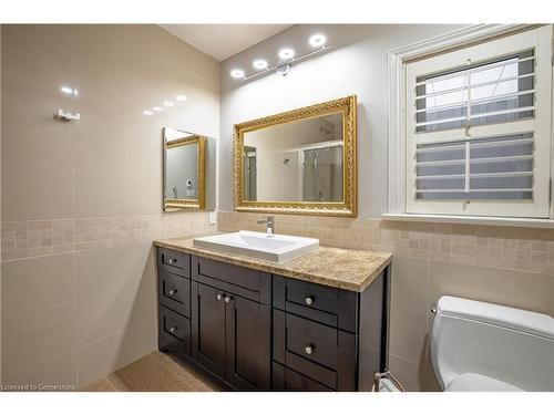 111 Riverdale Drive, St. Catharines, ON - Indoor Photo Showing Bathroom