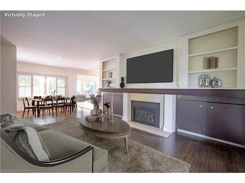 111 Riverdale Drive, St. Catharines, ON - Indoor Photo Showing Living Room With Fireplace