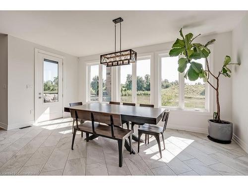 23 Whitcombe Way, Morriston, ON - Indoor Photo Showing Dining Room