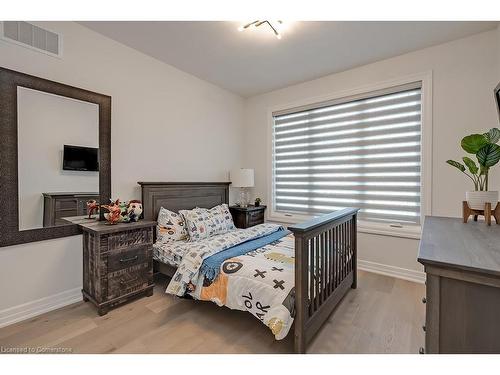 23 Whitcombe Way, Morriston, ON - Indoor Photo Showing Bedroom