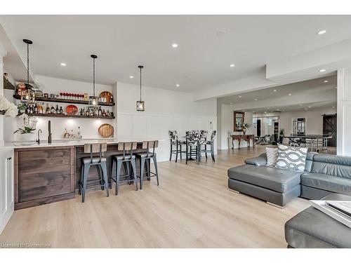 23 Whitcombe Way, Morriston, ON - Indoor Photo Showing Living Room