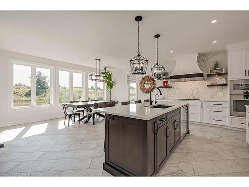 23 Whitcombe Way, Morriston, ON - Indoor Photo Showing Kitchen