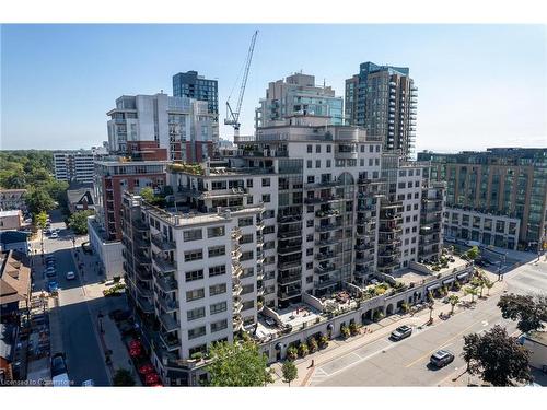 709-399 Elizabeth Street, Burlington, ON - Outdoor With View