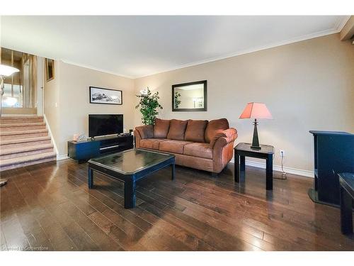 2145 Sandringham Drive, Burlington, ON - Indoor Photo Showing Living Room