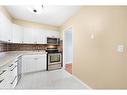 1604-1359 White Oaks Boulevard, Oakville, ON  - Indoor Photo Showing Kitchen With Double Sink 