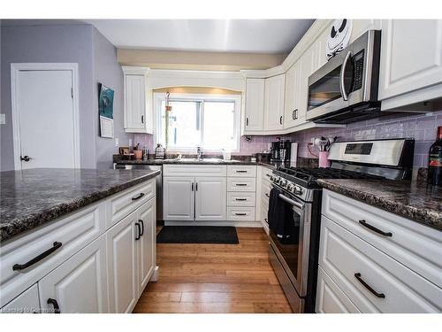 19 Crowland Avenue, Welland, ON - Indoor Photo Showing Kitchen