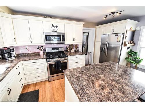 19 Crowland Avenue, Welland, ON - Indoor Photo Showing Kitchen