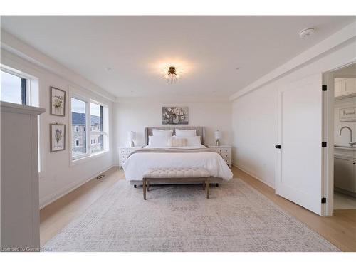 81 Homestead Way, Thorold, ON - Indoor Photo Showing Bedroom