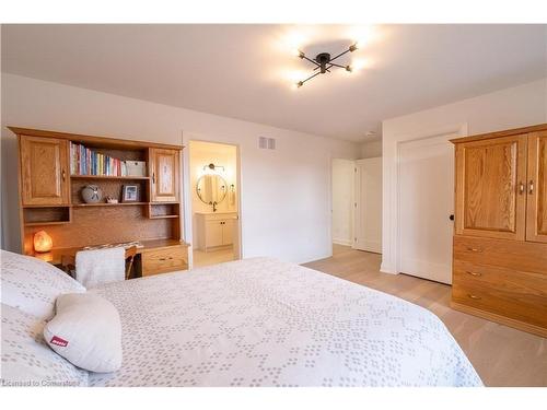 81 Homestead Way, Thorold, ON - Indoor Photo Showing Bedroom