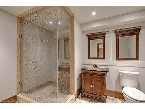 2613 Homestead Drive, Burlington, ON - Indoor Photo Showing Bathroom