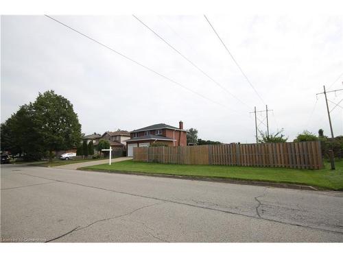 19 West Farmington Drive, St. Catharines, ON 