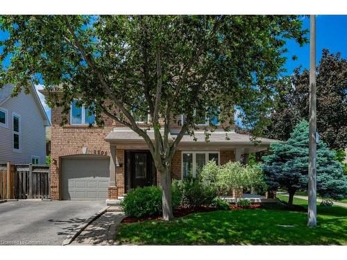 2206 Birchleaf Lane, Burlington, ON 