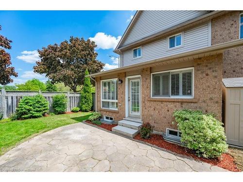 2206 Birchleaf Lane, Burlington, ON 