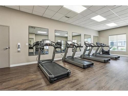 519-2486 Old Bronte Road, Oakville, ON - Indoor Photo Showing Gym Room