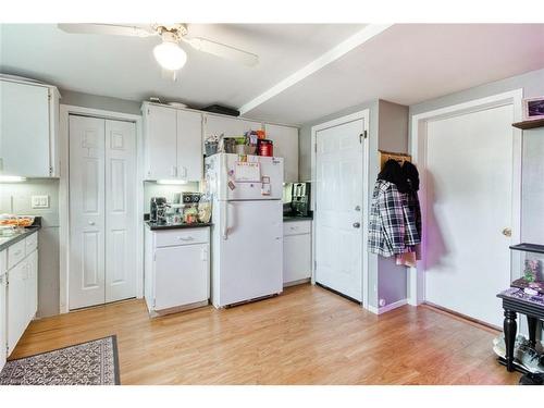 3-46 Martin Street, Thorold, ON - Indoor Photo Showing Kitchen