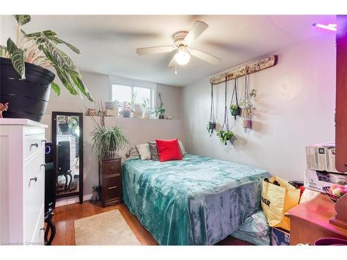 3-46 Martin Street, Thorold, ON - Indoor Photo Showing Bedroom