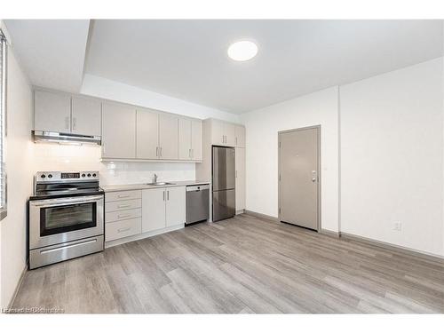 2A-36 Grant Avenue, Hamilton, ON - Indoor Photo Showing Kitchen With Stainless Steel Kitchen