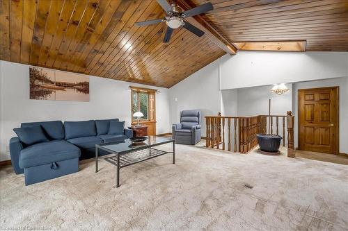 7662 Birch Drive, Washago, ON - Indoor Photo Showing Living Room