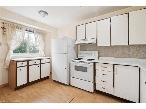 58-441 Barrie Road, Orillia, ON - Indoor Photo Showing Kitchen